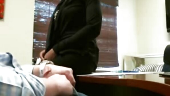 Białoskóra amatorka zostaje wyruchana przed kamerą filmiki z seksem za darmo w domu