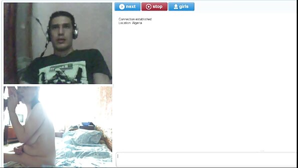 Brunetka wypycha dupka krągłej mamuski sex darmowe blondynki z krzywym dildo