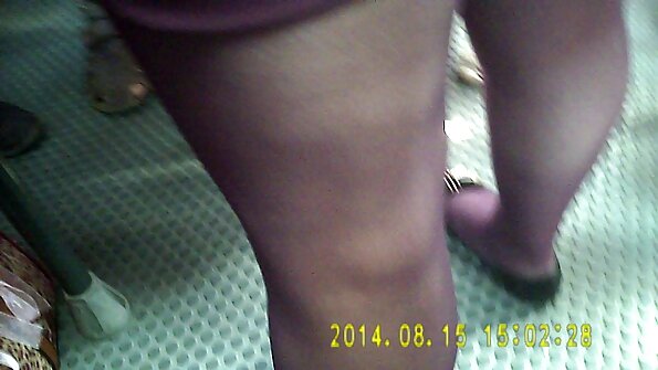 Ciepła i darmowe filmy porno po 50 pyszna brunetka z wielkimi cyckami uprawia seks analny