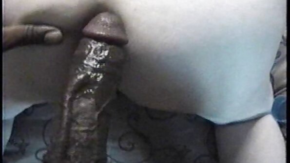 Seks analny z rozciąganiem od sex darmowe mamuski tyłu z tą piękną brunetką